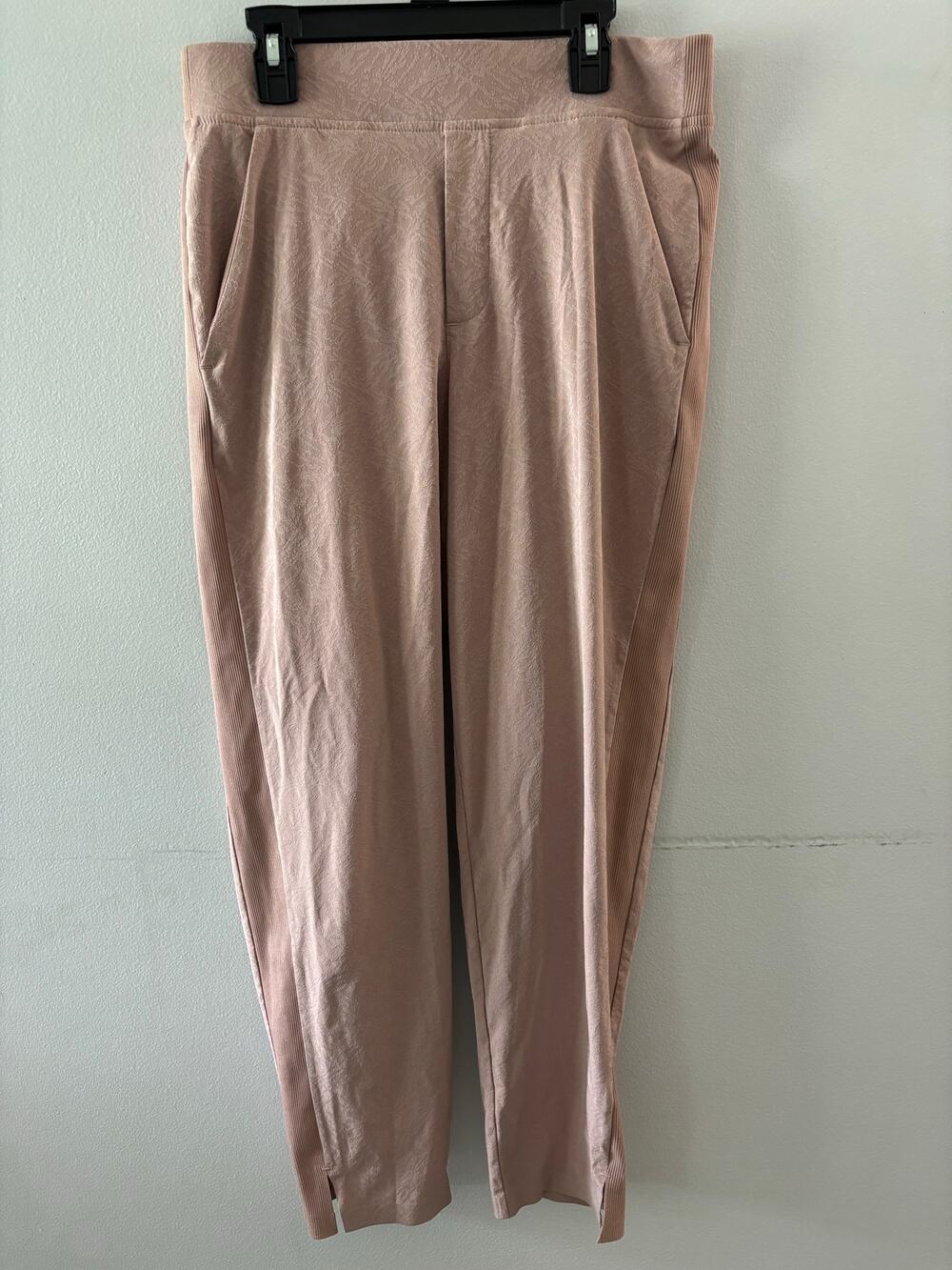 Athleta Womens Brooklyn Textured Ankle Pant Size 6 Blush Pink Athleisure